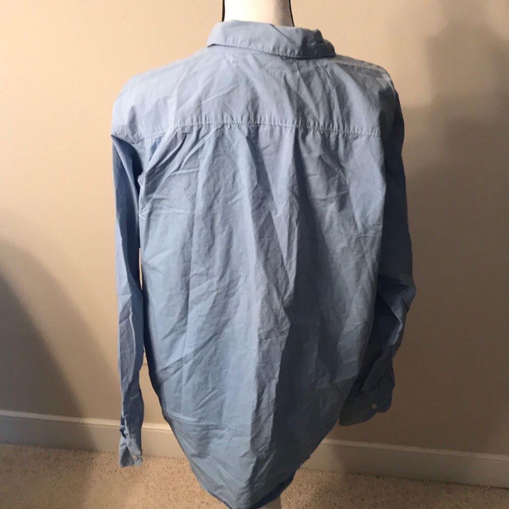 Men’s gap button down - Picture 2 of 2